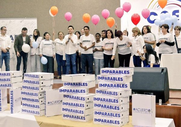 El Acuerdo Contra el Cáncer logró reunir más de 159.000 firmas para presentar un proyecto de ley que favorezca a las personas que padecen esta enfermedad. El Acuerdo Contra el Cáncer logró reunir más de 159.000 firmas para presentar un proyecto de ley que favorezca a las personas que padecen esta enfermedad. - Sputnik Mundo