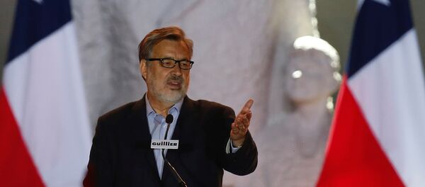 Alejandro Guillier, candidato oficialista chileno (archivo) - Sputnik Mundo