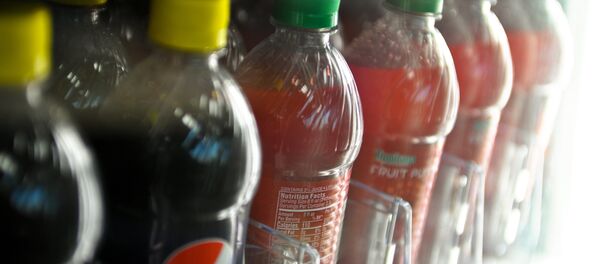 Botellas de gaseosa dulce (imagen referencial) - Sputnik Mundo