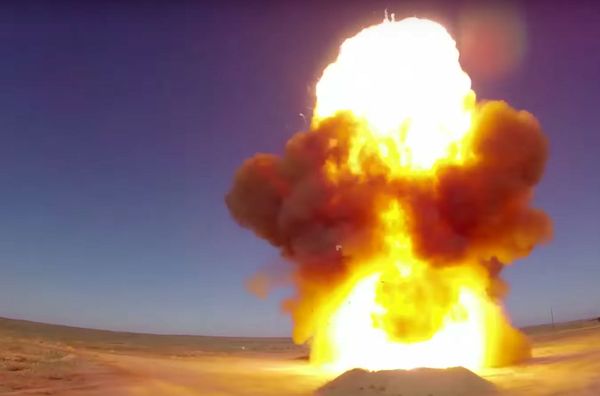 El escudo antimisiles de Moscú: lanzamiento del nuevo e innovador proyectil ruso - Sputnik Mundo