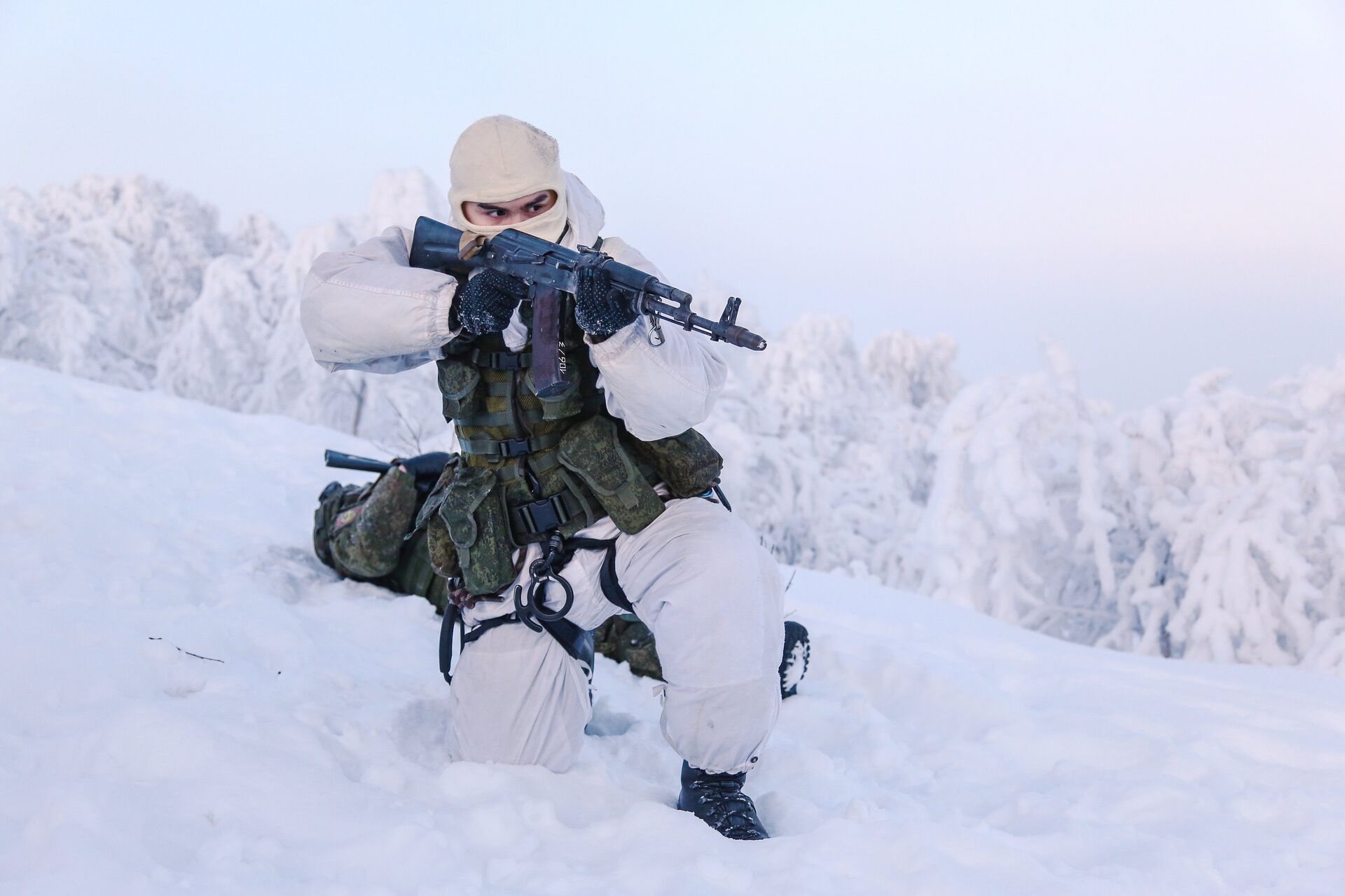 Un soldado de la la Infantería Naval de Rusia - Sputnik Mundo, 1920, 27.11.2023