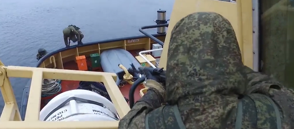 La Armada de Rusia libera un buque capturado por piratas - Sputnik Mundo