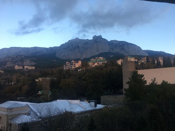 La montaña Ai-Petri en Crimea La montaña Ai-Petri en Crimea - Sputnik Mundo