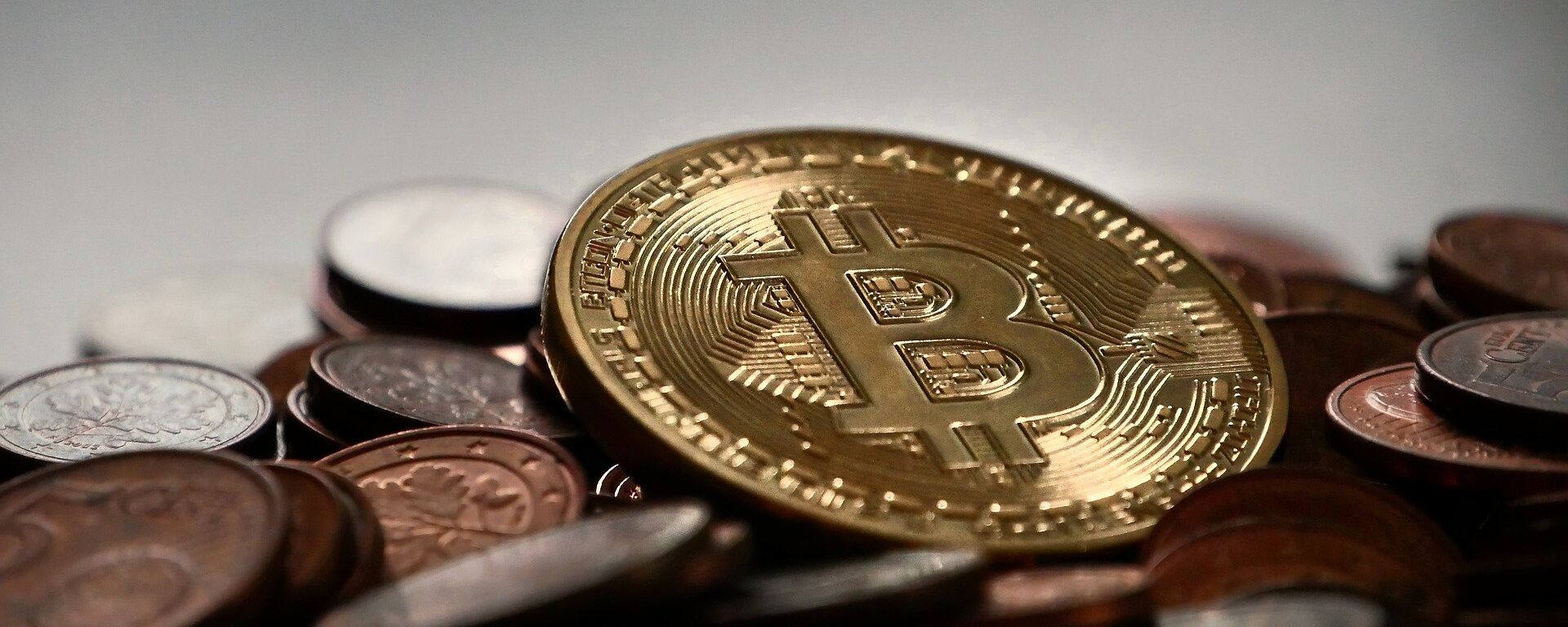 Bitcoin (criptomoneda) - Sputnik Mundo, 1920, 06.04.2021