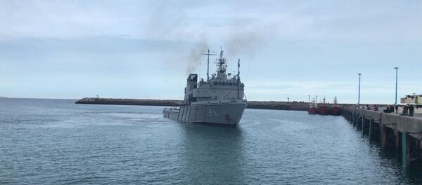 Barco de la armada argentina que transportará el sumergible ruso de observación subacuática Pantera Plus para buscar el submarino San Juan - Sputnik Mundo