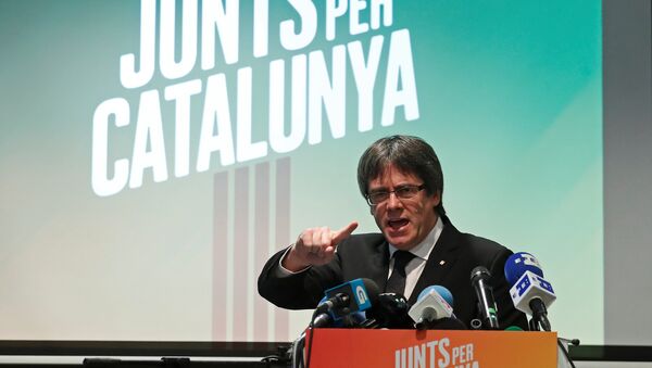 Carles Puigdemont, el expresidente del Gobierno catalán - Sputnik Mundo