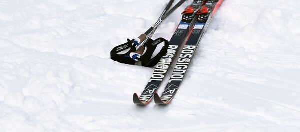 Esquíes (archivo) - Sputnik Mundo