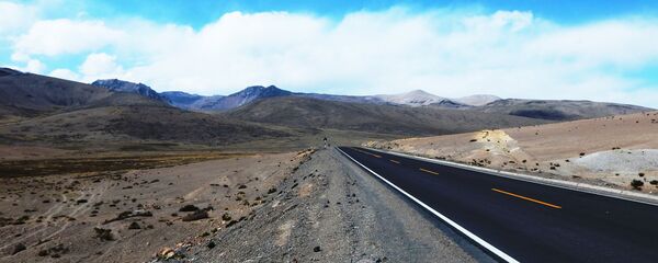 Una carretera Una carretera - Sputnik Mundo