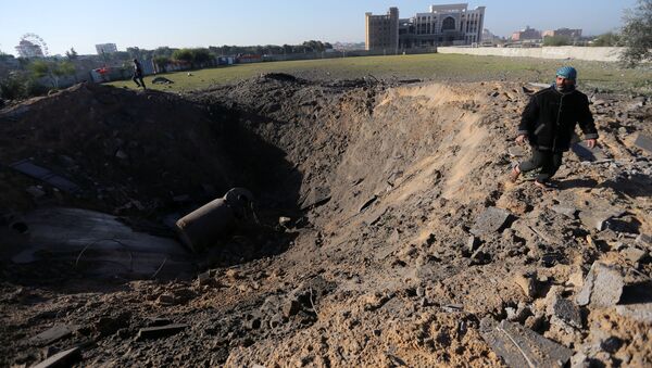 Ataque aéreo israelí en Gaza (archivo) - Sputnik Mundo