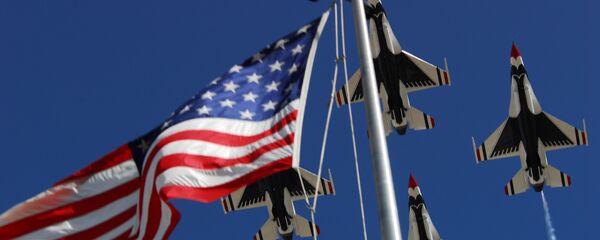 US Air Force Thunderbird Aerial Demonstration Team, F-16 Fighting Falcons - Sputnik Mundo