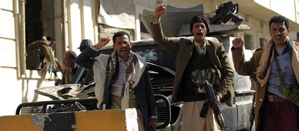 Los rebeldes hutíes en Yemen - Sputnik Mundo