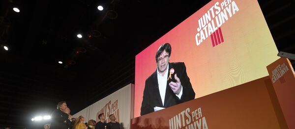 Carles Puigdemont, el expresidente del Gobierno catalán Carles Puigdemont, el expresidente del Gobierno catalán - Sputnik Mundo