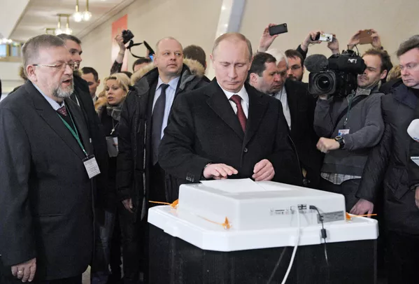 Los tres mandatos presidenciales de Vladímir Putin, en imágenes Los tres mandatos presidenciales de Vladímir Putin, en imágenes - Sputnik Mundo