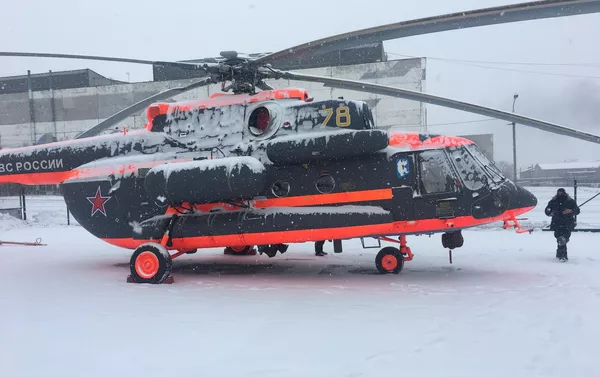 El helicóptero Mi-8AMTSh-VA en la Fábrica de Aviación de Ulán Udé El helicóptero Mi-8AMTSh-VA en la Fábrica de Aviación de Ulán Udé - Sputnik Mundo