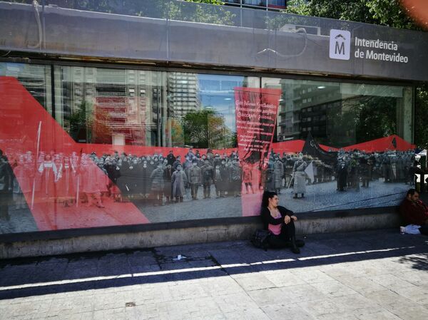La muestra '100 años de Octubre Rojo', en Montevideo, Uruguay. - Sputnik Mundo
