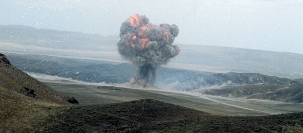 Destrucción de misiles de alcance medio y más corto (archivo) - Sputnik Mundo