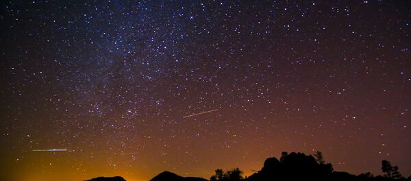 El cielo nocturno (imagen ilustrativa) - Sputnik Mundo