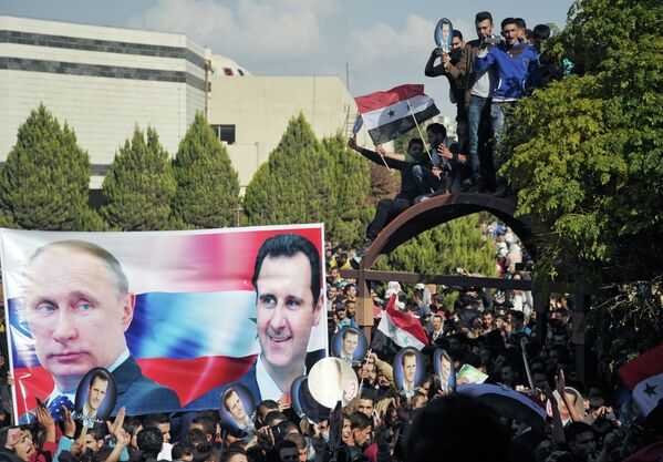 Dos años de lucha contra el 'califato': la operación de las Fuerzas Aeroespaciales rusas en Siria - Sputnik Mundo