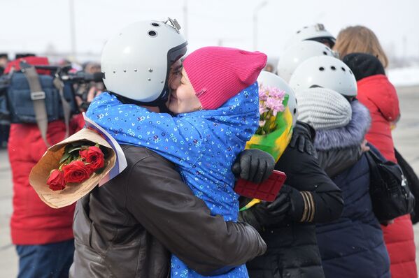 Dos años de lucha contra el 'califato': la operación de las Fuerzas Aeroespaciales rusas en Siria - Sputnik Mundo