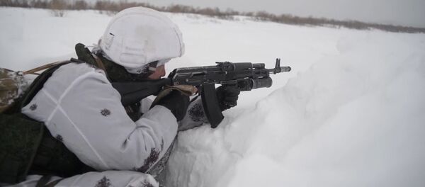 Rusia pone a prueba a sus marines de la Flota del Pacífico bajo las duras condiciones invernales Rusia pone a prueba a sus marines de la Flota del Pacífico bajo las duras condiciones invernales - Sputnik Mundo