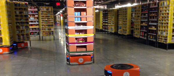 Centro de distribución de Amazon (archivo) - Sputnik Mundo