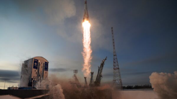 Lanzamiento del cohete Soyuz 2.1 (archivo) - Sputnik Mundo