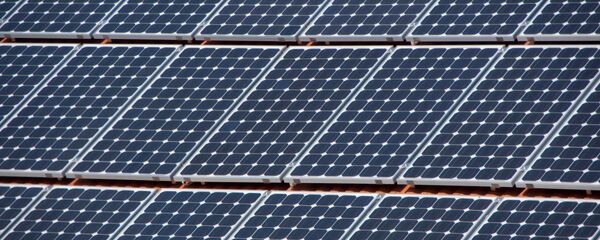 Paneles solares (imagen referencial) - Sputnik Mundo