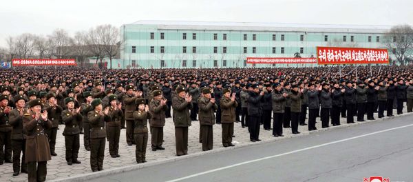 Militares norcoreanos (imagen referencial) Militares norcoreanos (imagen referencial) - Sputnik Mundo