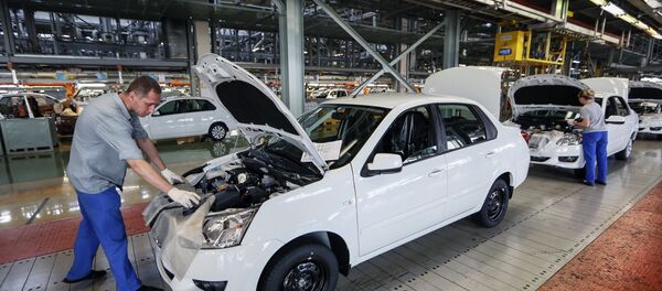 La producción de los automóviles - Sputnik Mundo