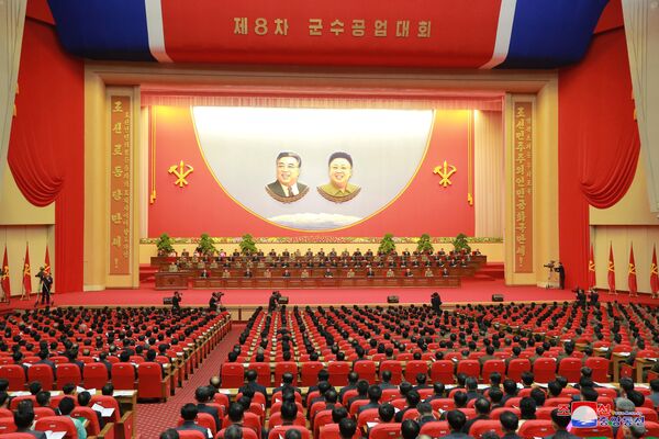 Los auténticos artífices del poderío militar de Corea del Norte, en imágenes Los auténticos artífices del poderío militar de Corea del Norte, en imágenes - Sputnik Mundo