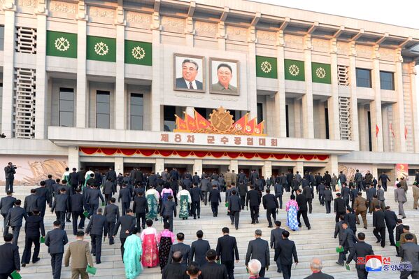 Los auténticos artífices del poderío militar de Corea del Norte, en imágenes - Sputnik Mundo
