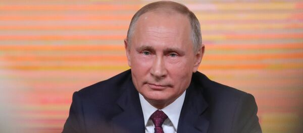 Vladímir Putin, presidente de Rusia, durante la gran rueda de prensa anual - Sputnik Mundo