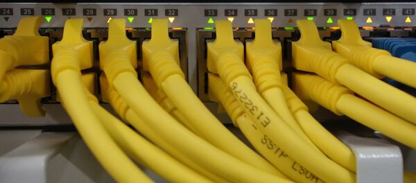 Unos cables, imagen referencial - Sputnik Mundo