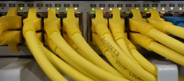 Unos cables, imagen referencial Unos cables, imagen referencial - Sputnik Mundo