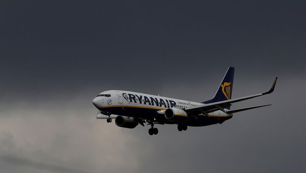 Un avión de Ryanair - Sputnik Mundo