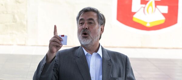 Alejandro Guillier, el candidato oficialista a la presidencia de Chile - Sputnik Mundo