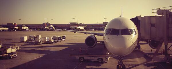 Un aeropuerto - Sputnik Mundo