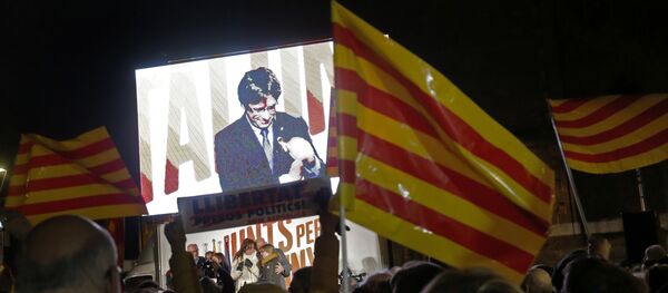 Carles Puigdemont, el expresidente del Gobierno catalán - Sputnik Mundo