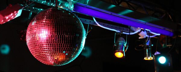 Luces de una discoteca Luces de una discoteca - Sputnik Mundo