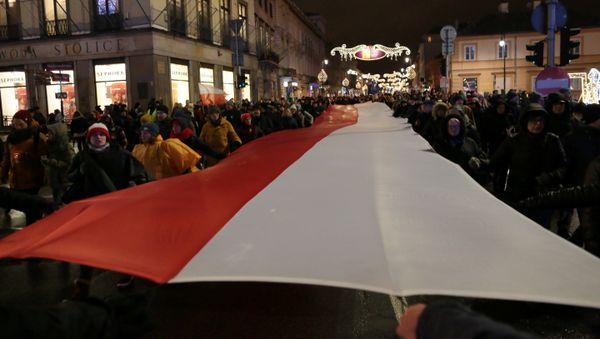 Una manifestación en Varsovia, la capital de Polonia (archivo) Una manifestación en Varsovia, la capital de Polonia (archivo) - Sputnik Mundo