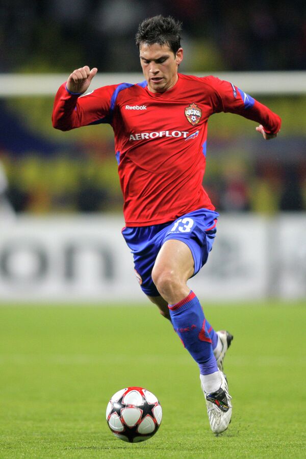 Mark González juega un partido con el PFC CSKA de Moscú contra el Beşiktaş Istanbul de Turquía en 2009 - Sputnik Mundo