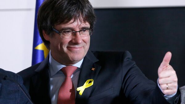 Carles Puigdemont, el expresidente del Gobierno catalán - Sputnik Mundo