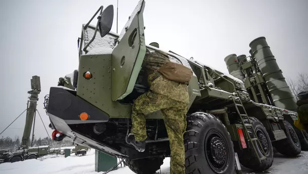 El 'Triunfo', a toda máquina: las maniobras de los S-400
