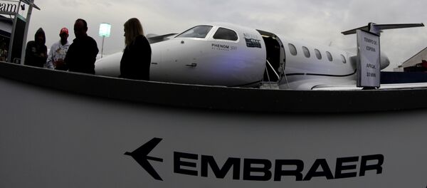 Logo de Embraer (imagen referencial) Logo de Embraer (imagen referencial) - Sputnik Mundo