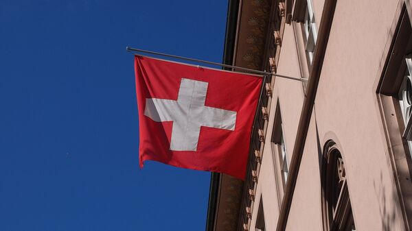 Bandera de Suiza - Sputnik Mundo