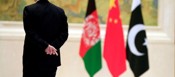 Las banderas de Afganistán, China y Pakistán - Sputnik Mundo