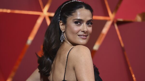 Salma Hayek, actriz  - Sputnik Mundo