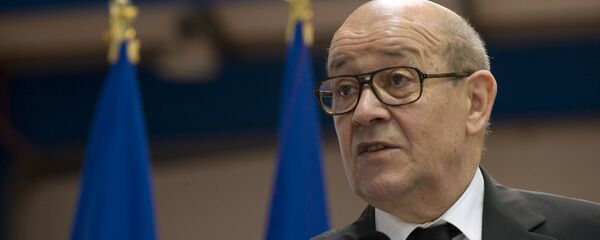 Jean-Yves Le Drian, ministro de Exteriores de Francia - Sputnik Mundo
