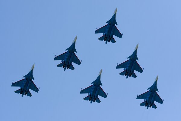 Cazas polivalentes Su-30SM - Sputnik Mundo