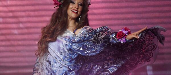 Elizaveta Rodina durante el concurso de belleza Mrs. Rusia 2017 - Sputnik Mundo